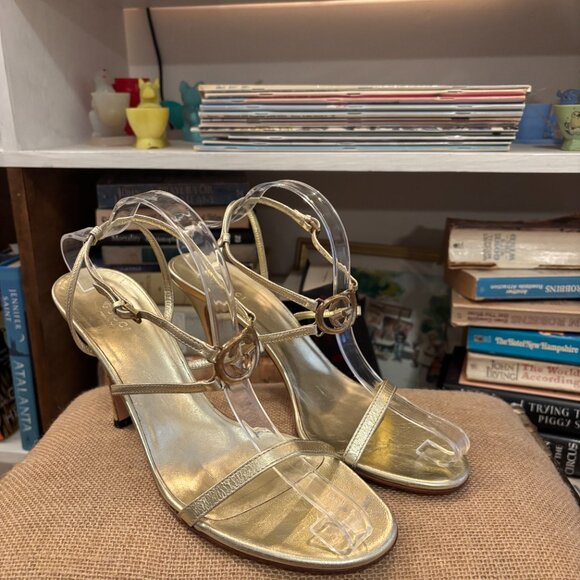 Gucci Metallic Double G Heeled Sandals - Picture 2 of 5